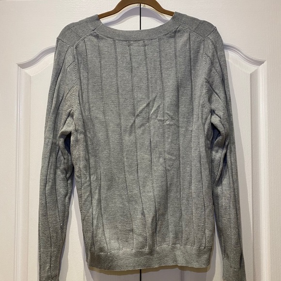 Abercrombie $ Fitch Sweater in XL - Picture 3 of 4